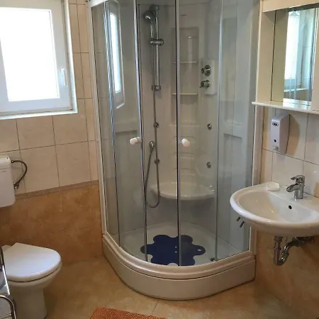 Apartment Marija B Klimno