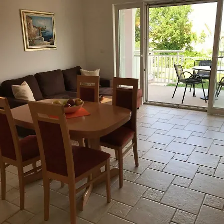 Apartment Marija B Klimno