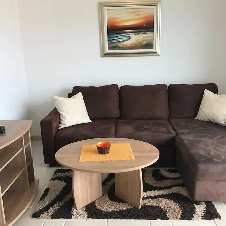 Marija B Apartament Klimno